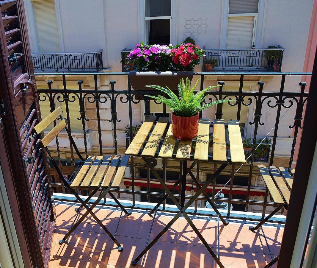 Apartmán La Dimora Dell'Arcivescovo Bari Exteriér fotografie