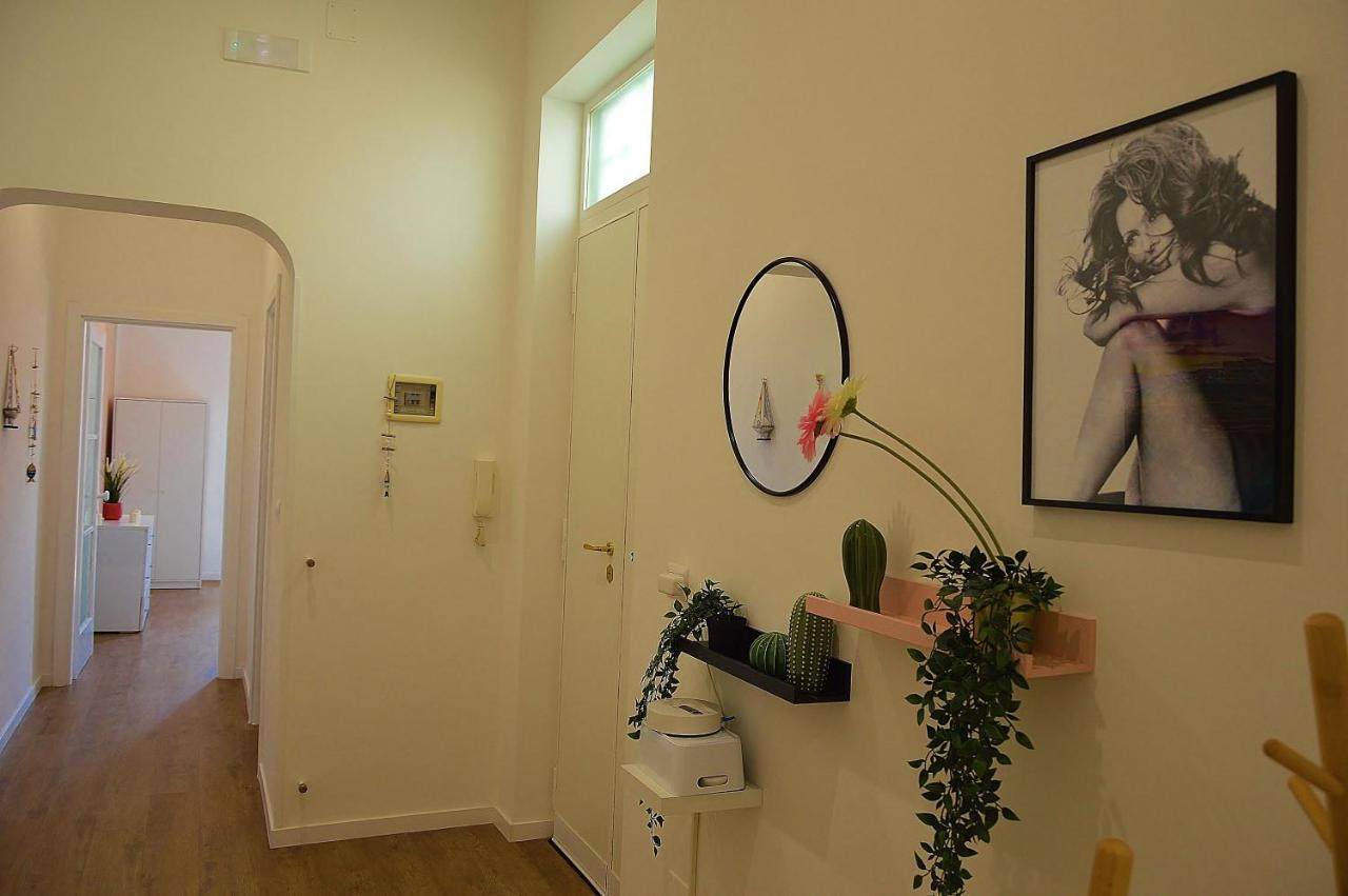 Apartmán La Dimora Dell'Arcivescovo Bari Exteriér fotografie